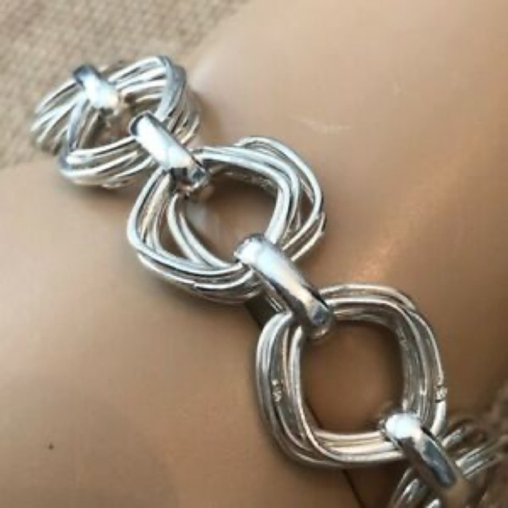 Square Link Toggle Modernist Bracelet B1958